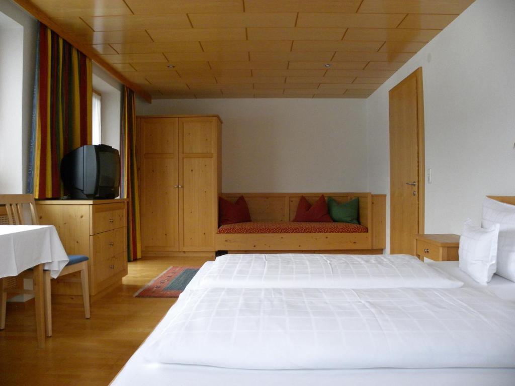 Ferienhaus Bergland Bizau Rum bild