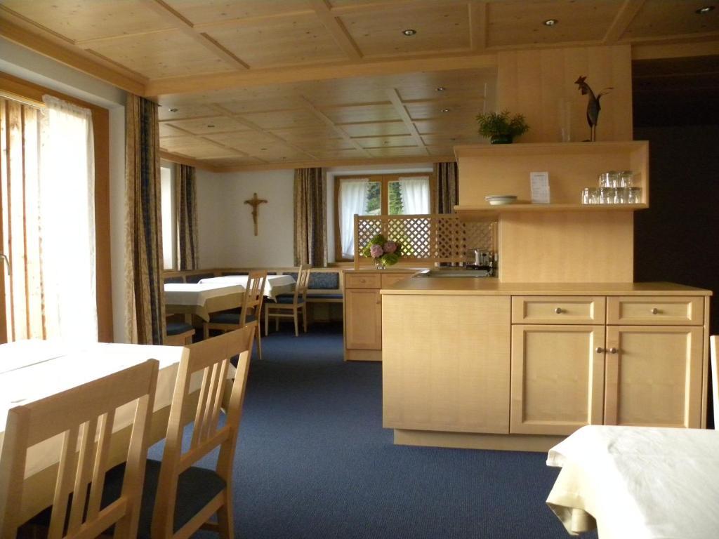 Ferienhaus Bergland Bizau Exteriör bild